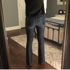 7 For All Mankind 'A' Pocket Jeans - Size 26